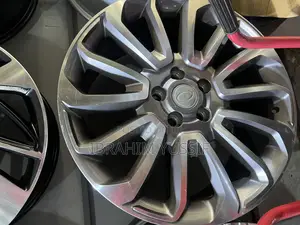 Range Rover 20 Available Mg