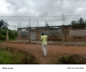 5bdrm House in Bawaleshie for sale