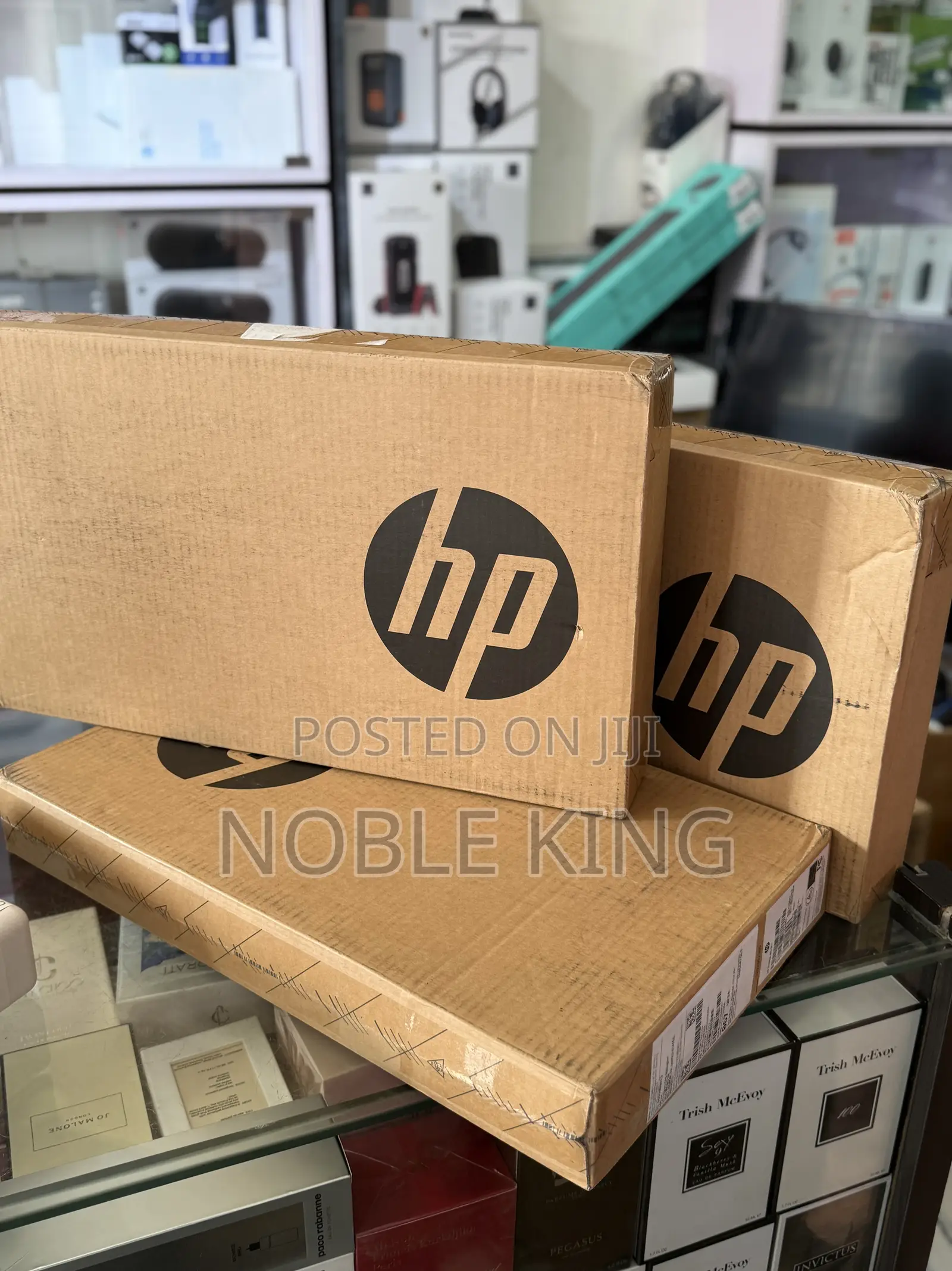 New Laptop HP ProBook 640 G8 32GB Intel Core Ultra 7 SSD 1T