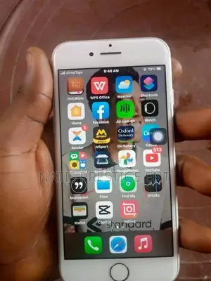 Apple iPhone 7 32 GB Silver