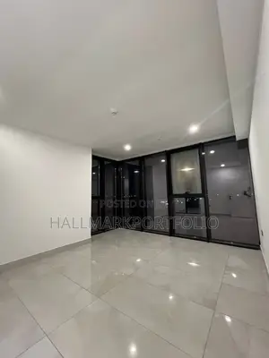 4bdrm Penthouse in Airport Residential Area for rent