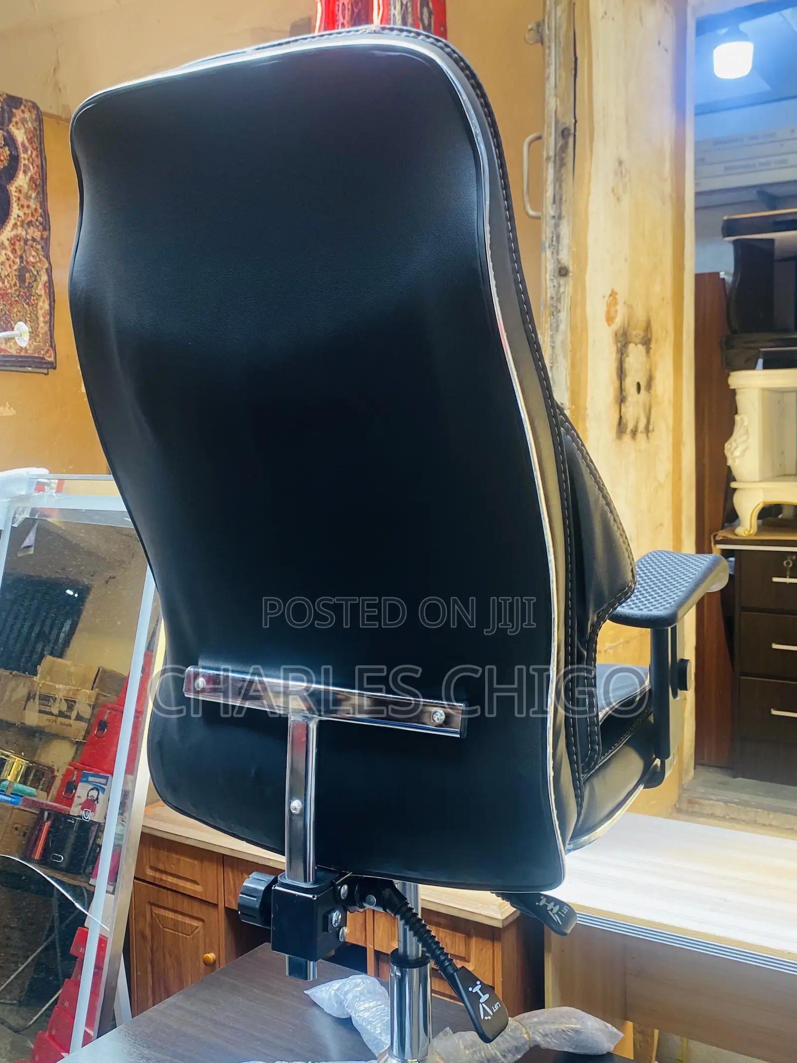Swivel Office Chair