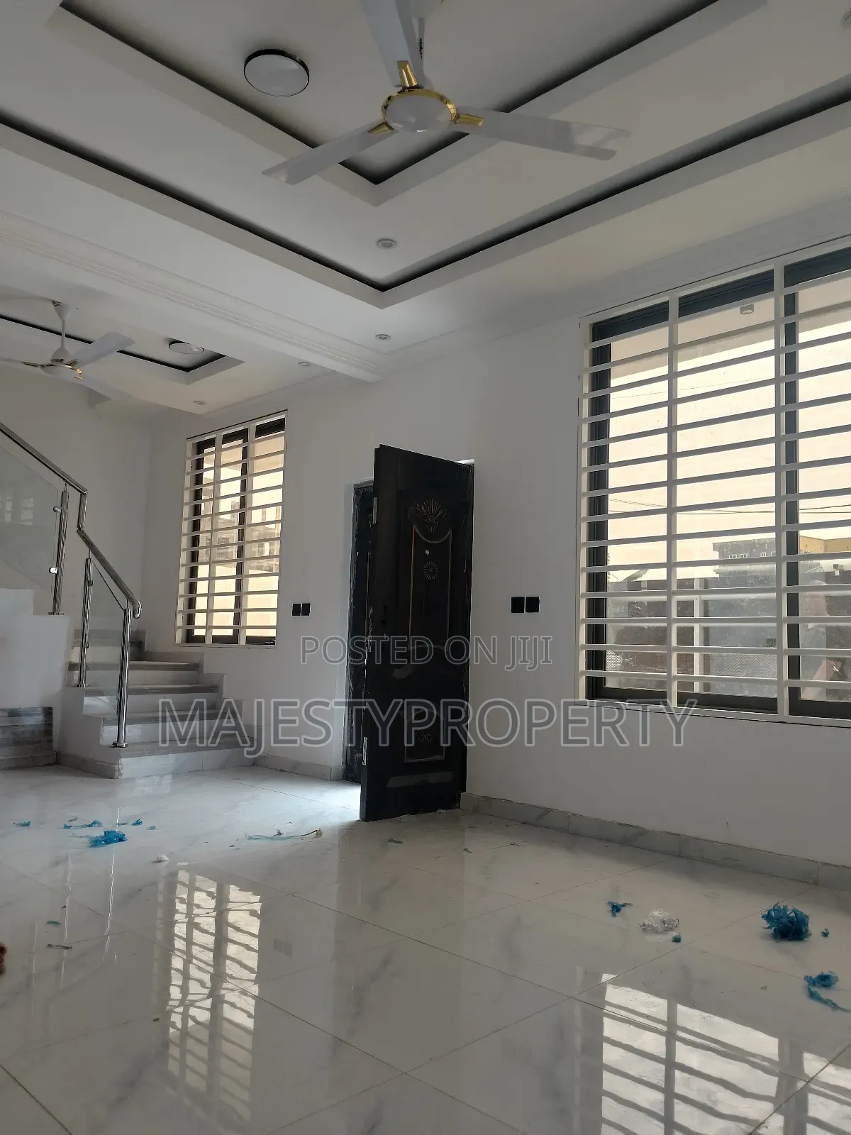 3bdrm House in Hfc, Spintex for sale
