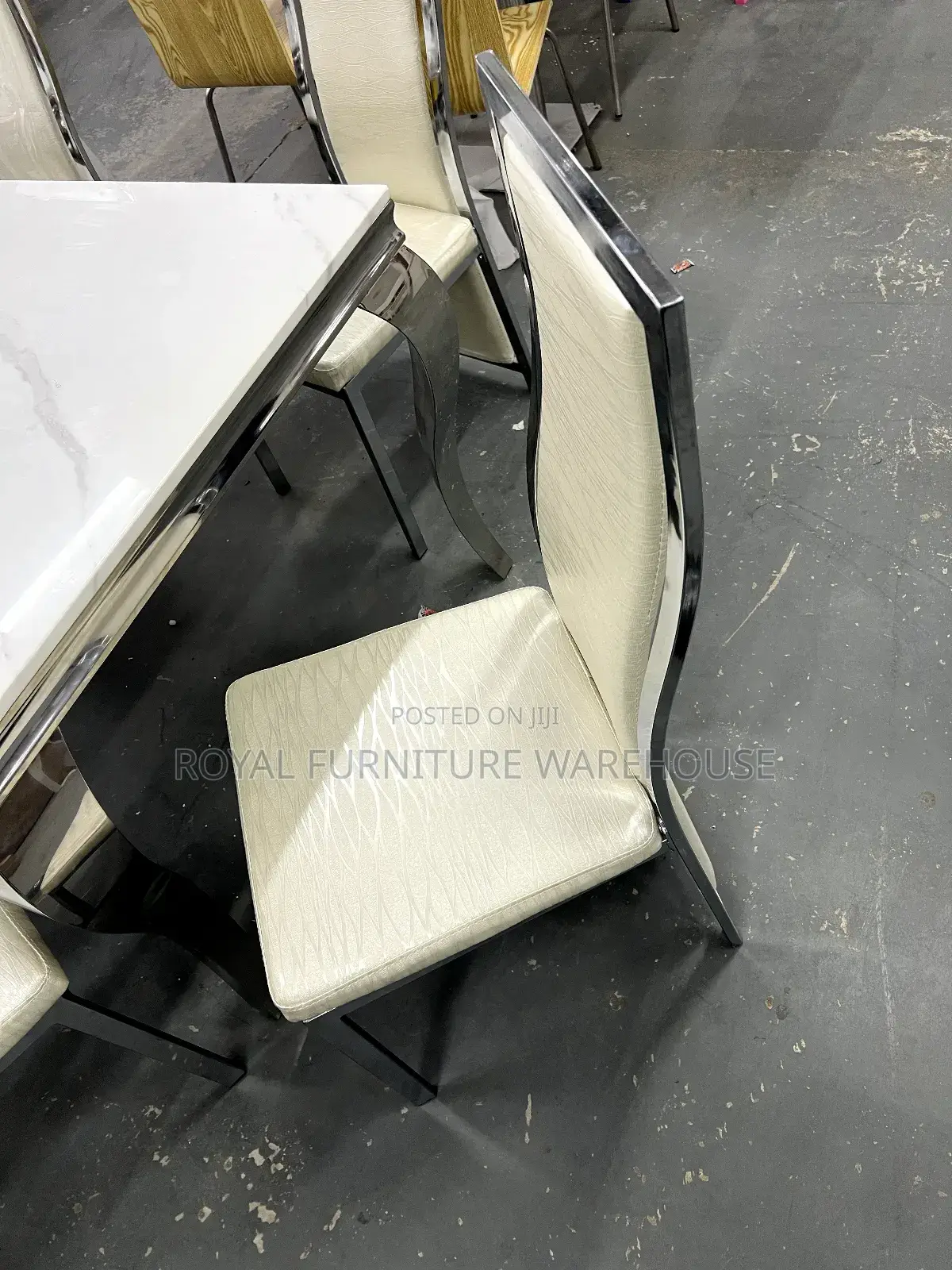 6 Seater and Glossy Marble Dining Set