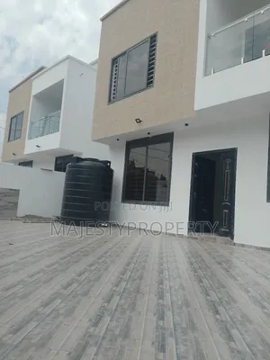 3bdrm House in Hfc, Spintex for sale