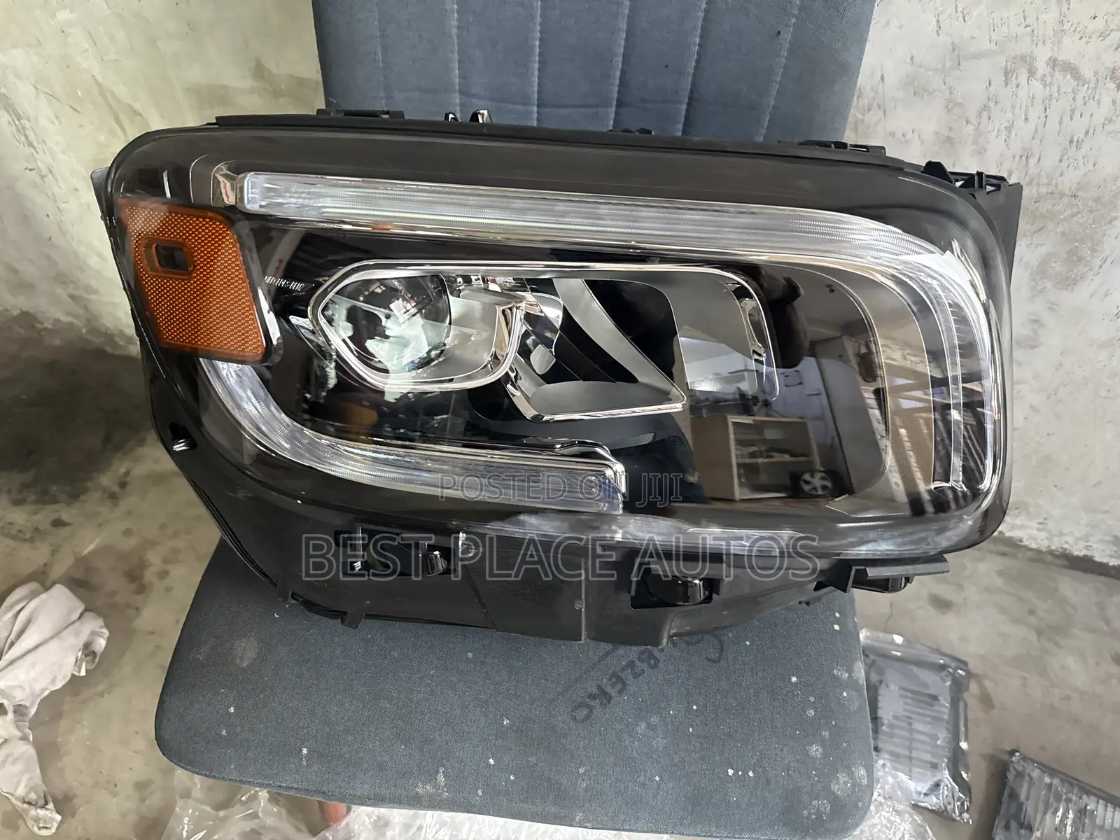 Mercedes Benz Glb 250 Headlight