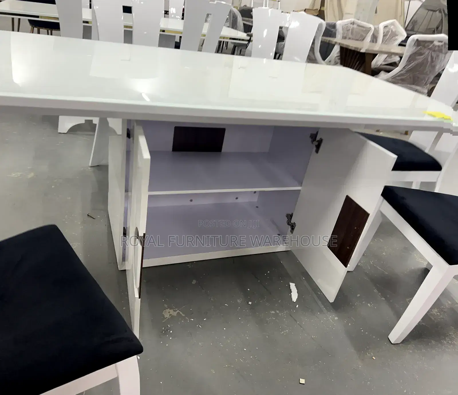 Foreign Executive Tempered Glass Dining Set