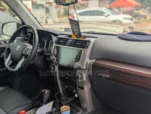 Toyota 4-Runner Limited 2021 Gray