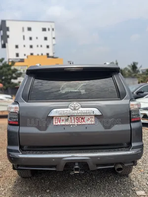 Toyota 4-Runner Limited 2021 Gray