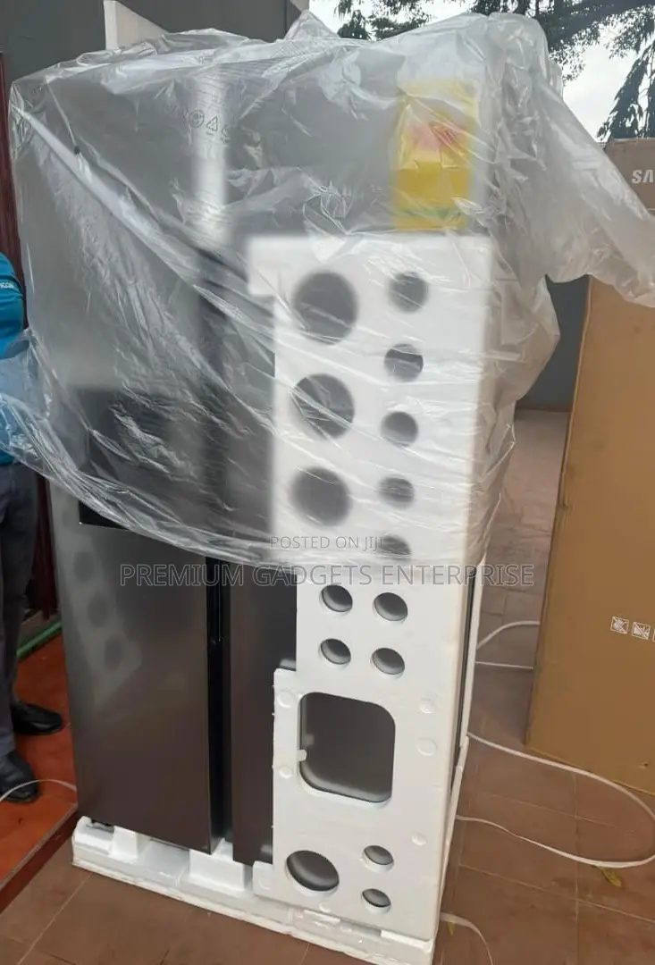 Samsung Side-by-Side Water Dispenser-Ice Maker | 635ltr Fridge