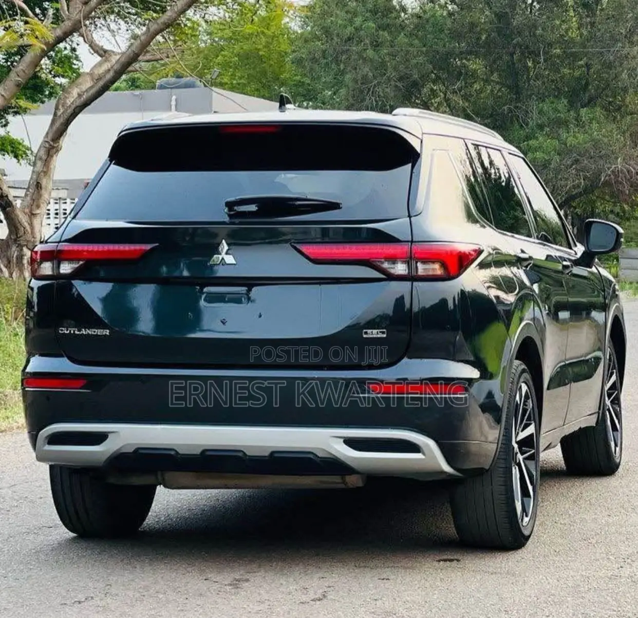 Mitsubishi Outlander 2022 Black