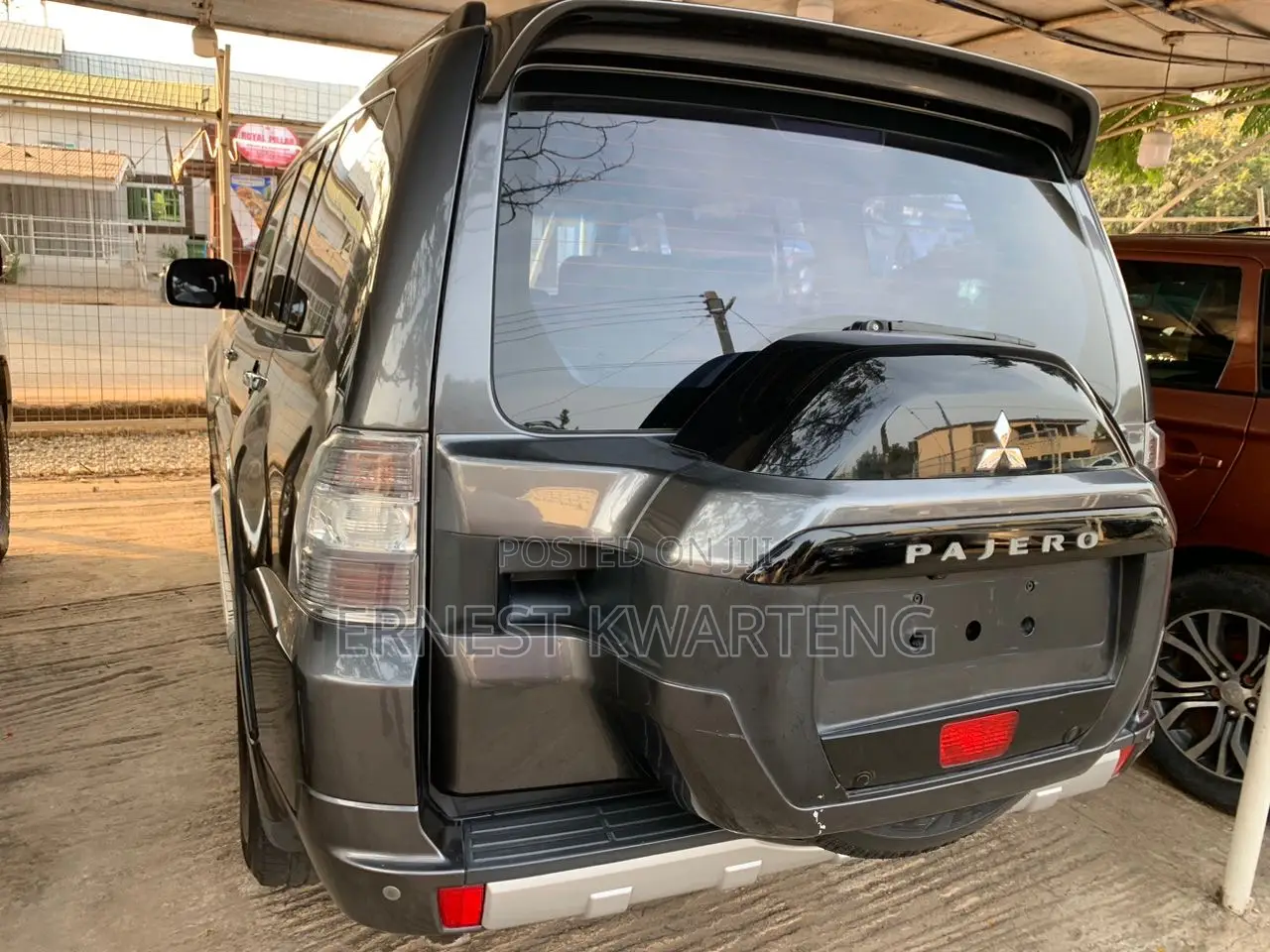 Mitsubishi Pajero 2017 Silver