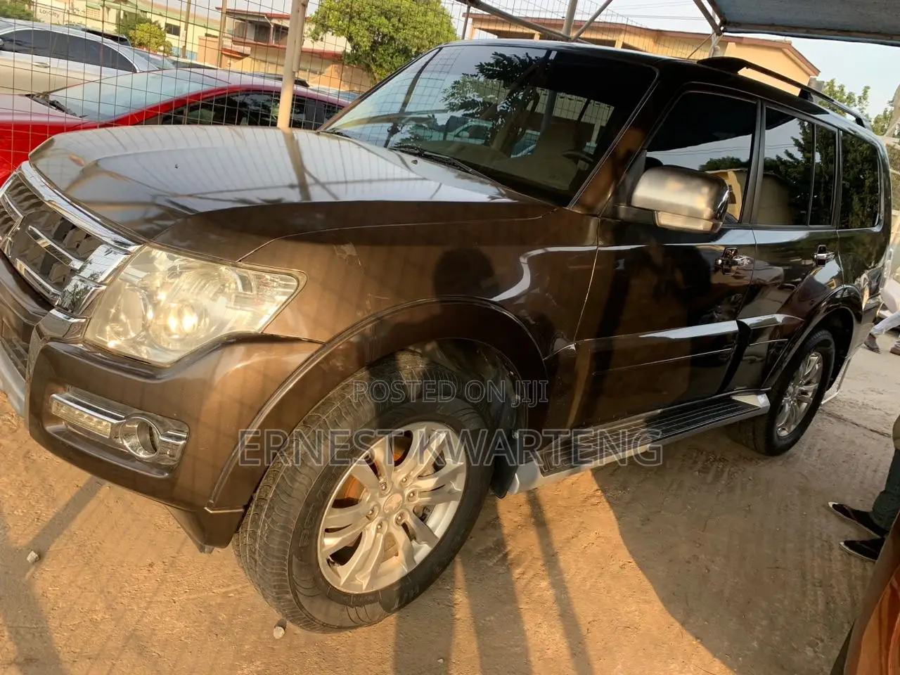Mitsubishi Pajero 2017 Silver