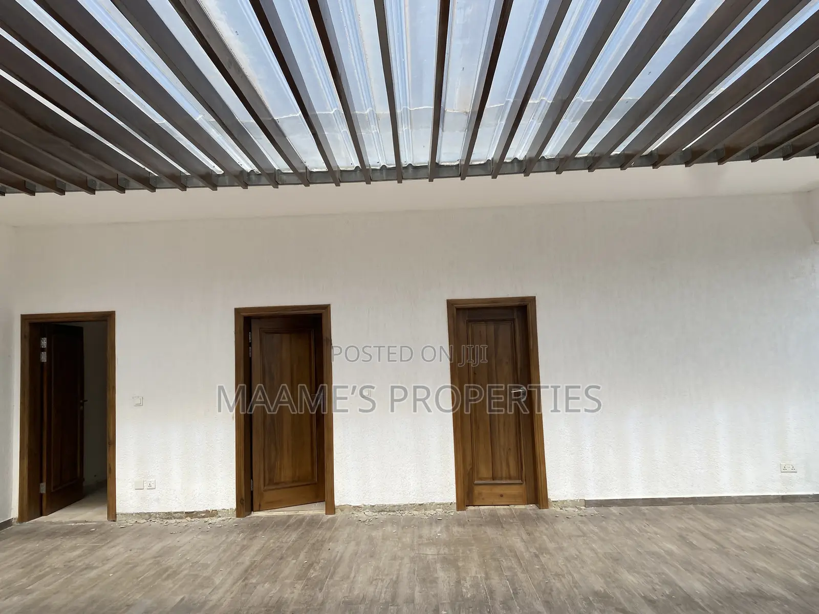 5bdrm Duplex in Tseaddo for rent