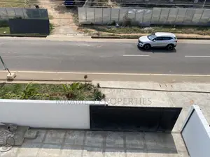 5bdrm Duplex in Tseaddo for rent