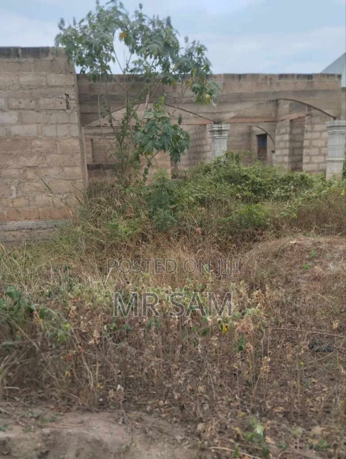 5bdrm House in Sam Properties, Weija for sale