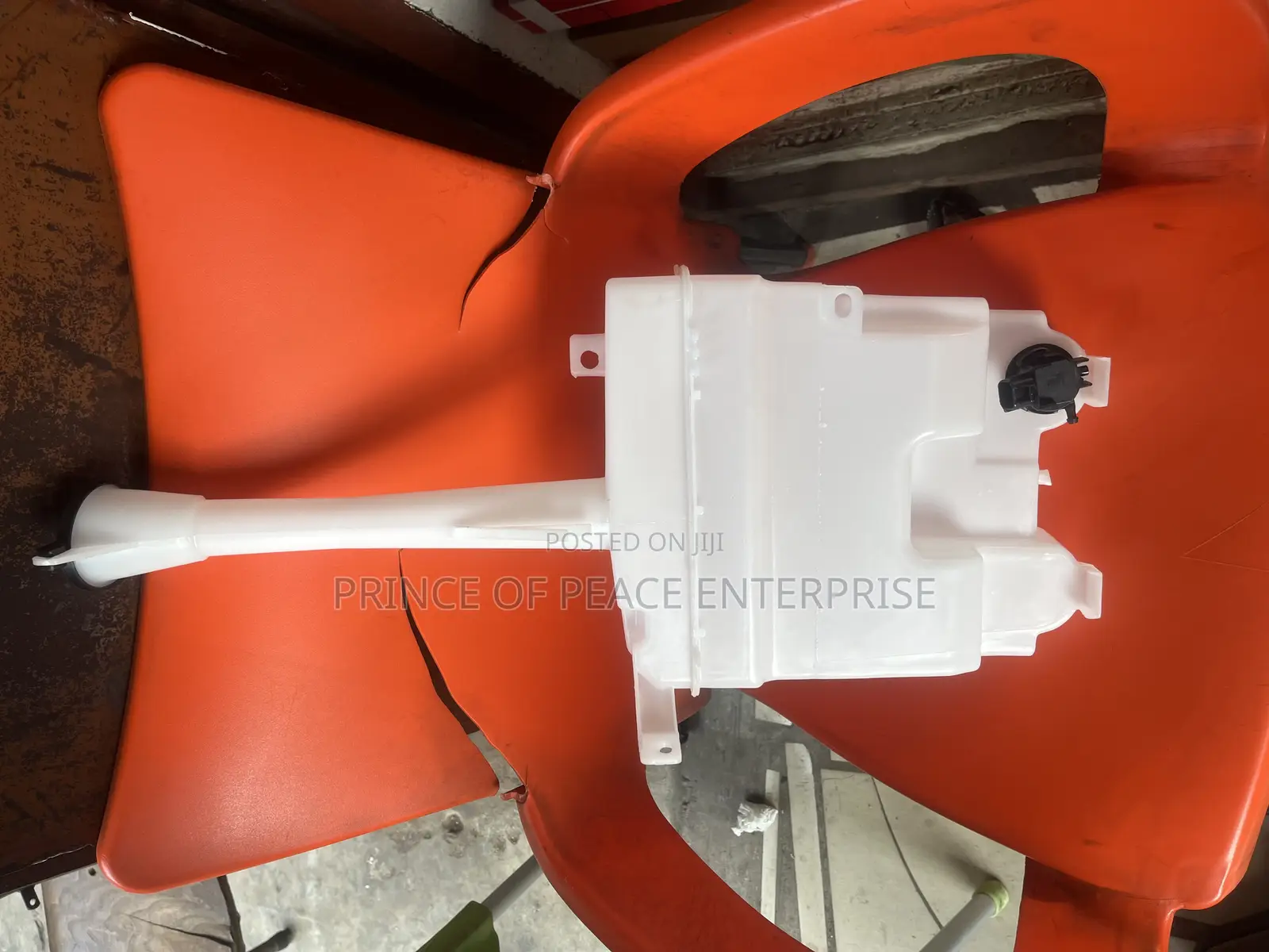 Corolla 2009 2010 Wiper Gallon or Bottle