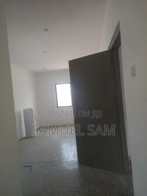 3bdrm House in Tema Community 5 for rent