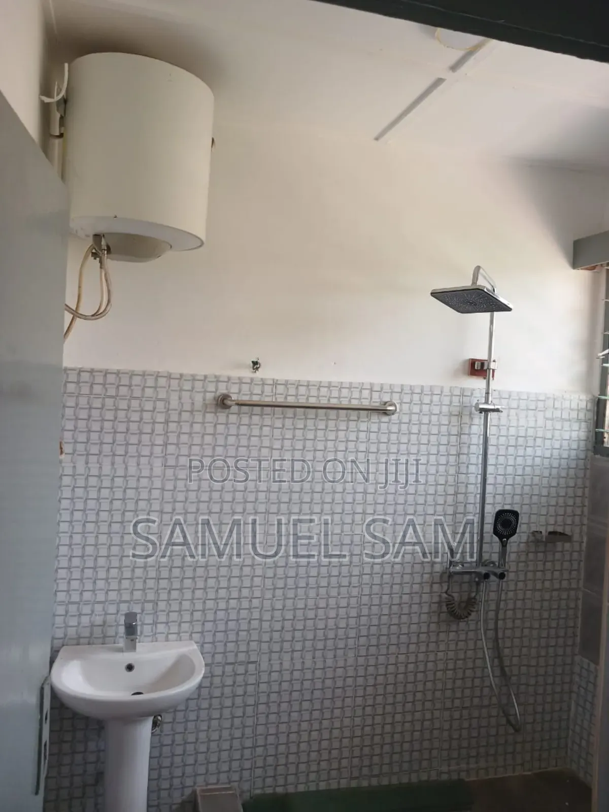 3bdrm House in Tema Com3 for rent