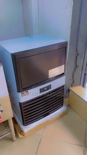 Ice Maker Machine