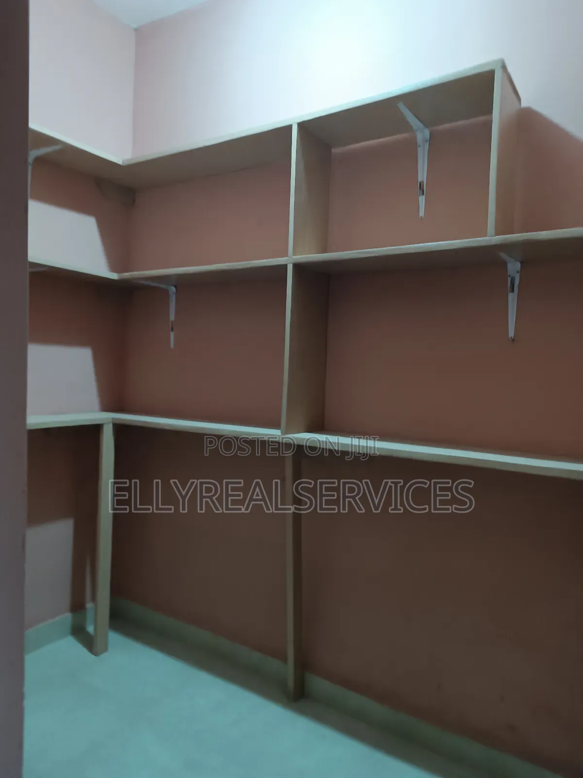 2bdrm Apartment in Ellyrealservices, Adenta for rent
