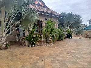 6bdrm House in Ab Jeff Properties, Kumasi Metropolitan for sale