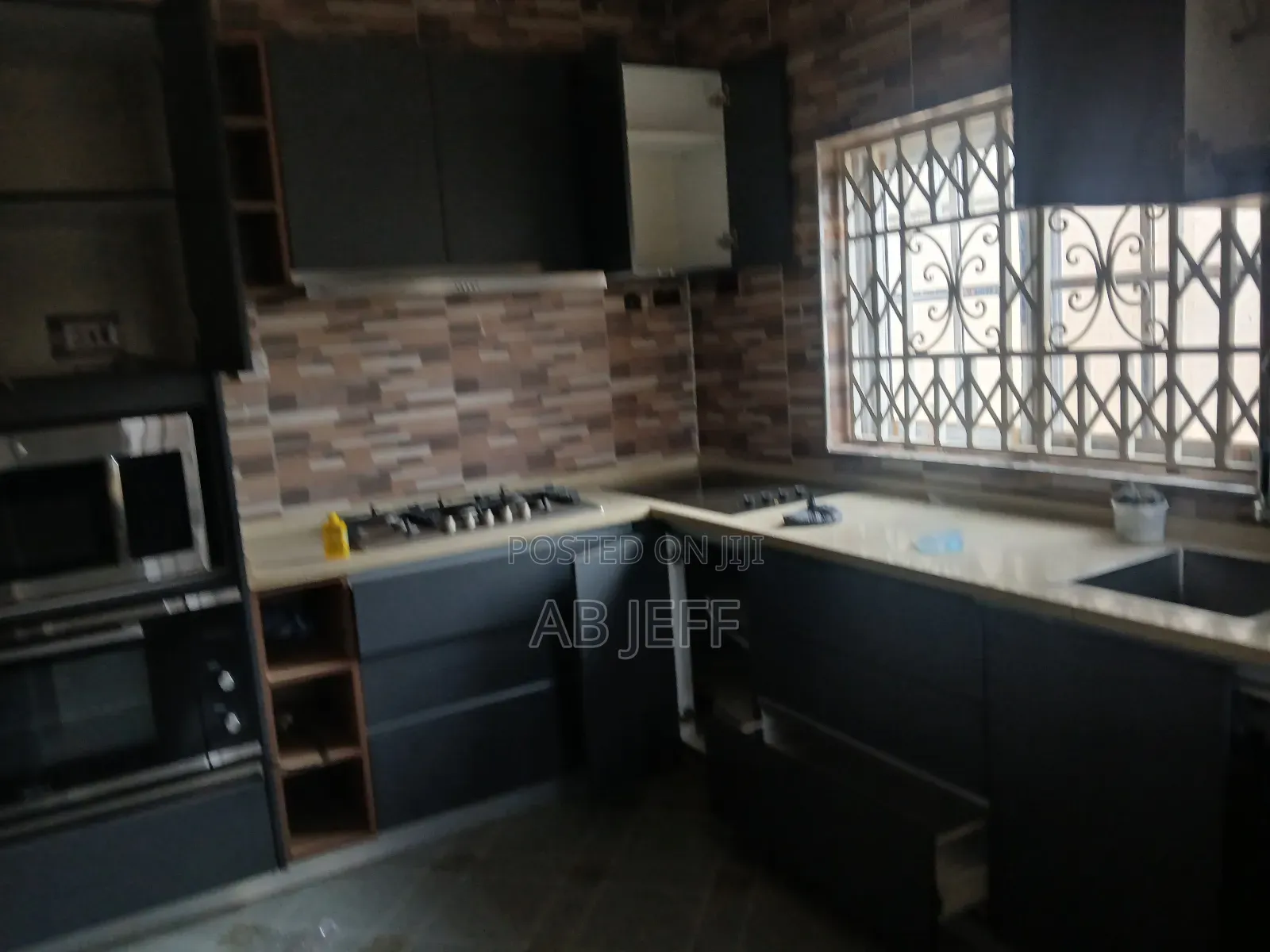 6bdrm House in Ab Jeff Properties, Kumasi Metropolitan for sale