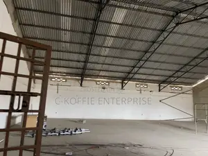 250 SQM Warehouse at Avenor for Rent