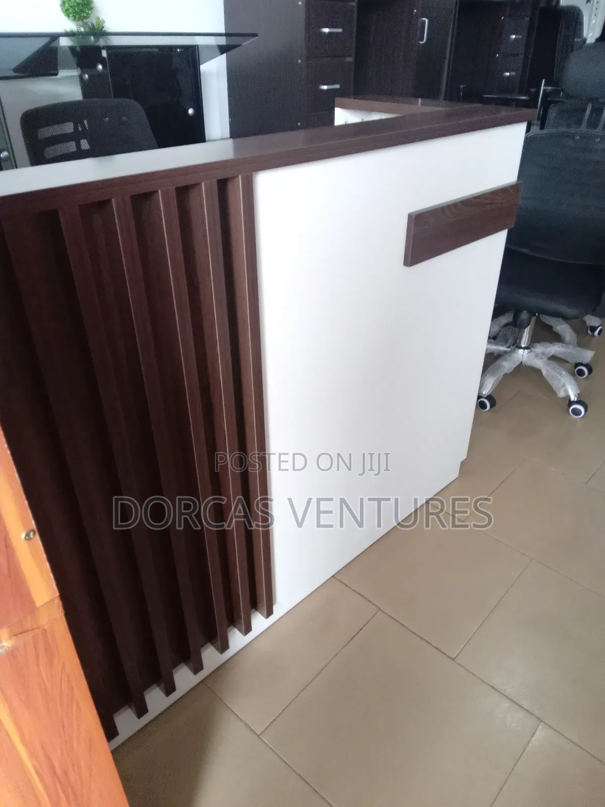 Patronage Reception Desk