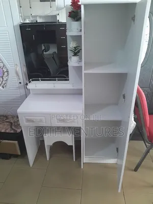 Cloakroom Mirror Set