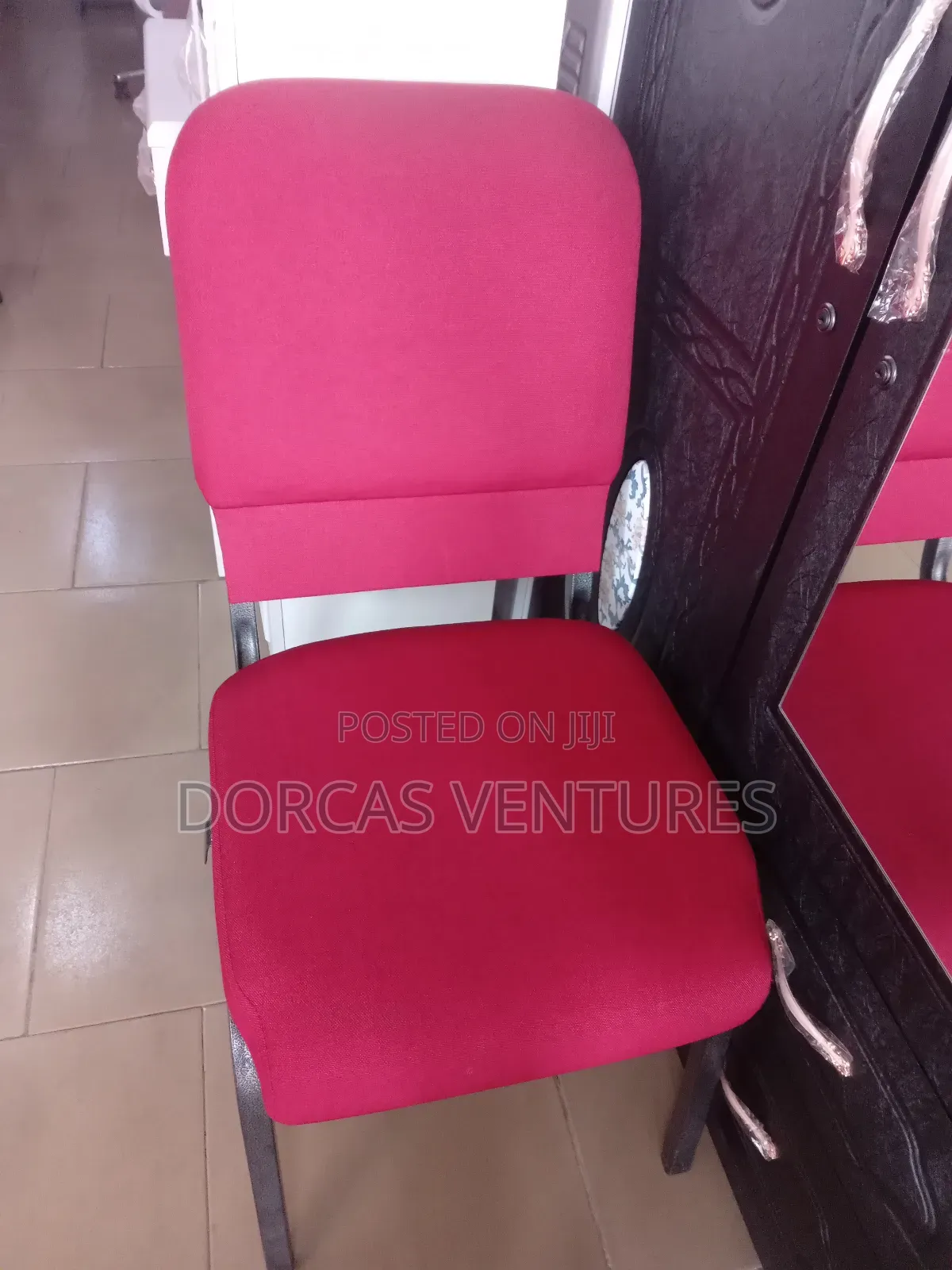 Credo Auditorium Chair