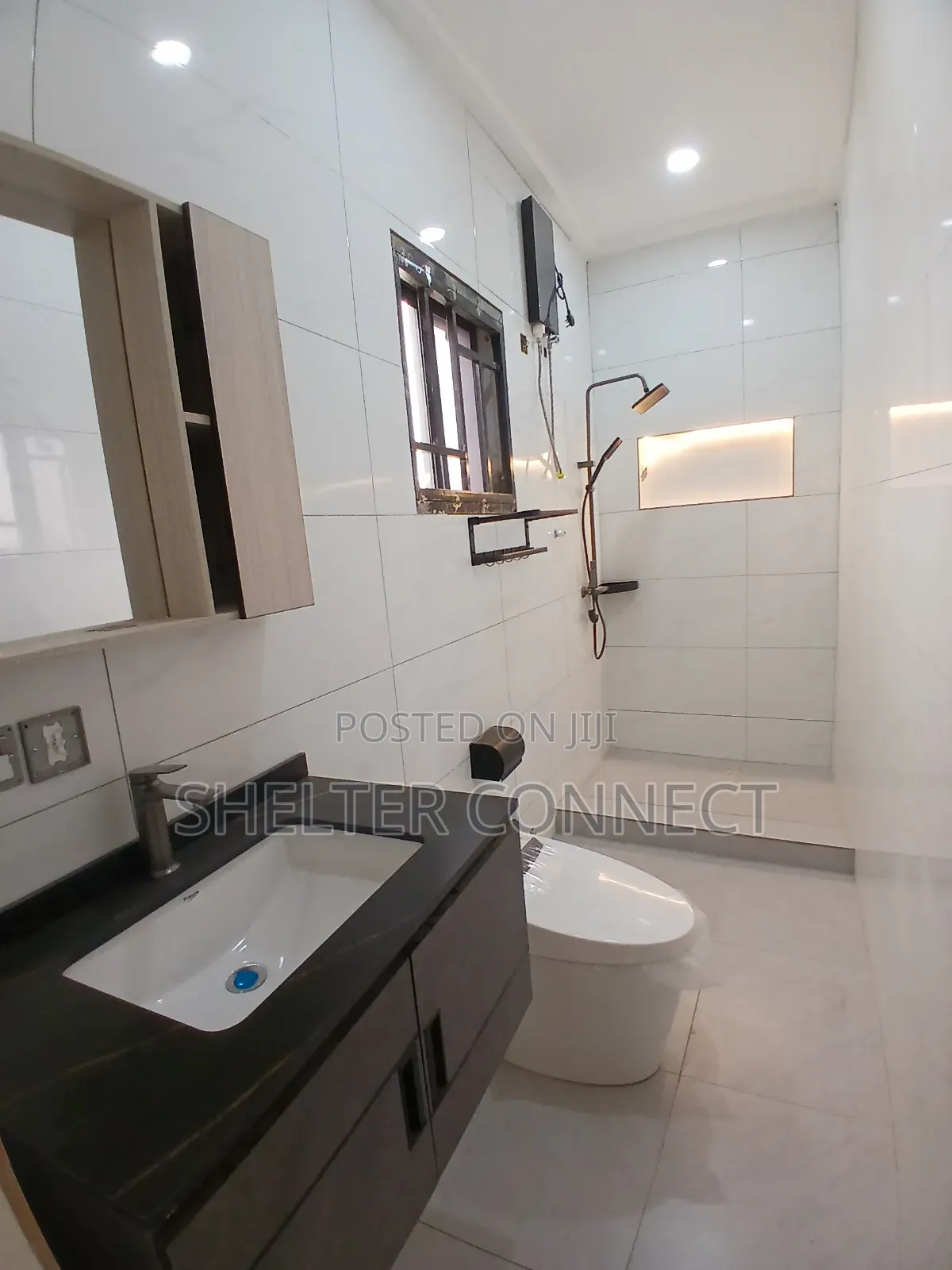3bdrm Duplex in Pantang, Adenta for sale