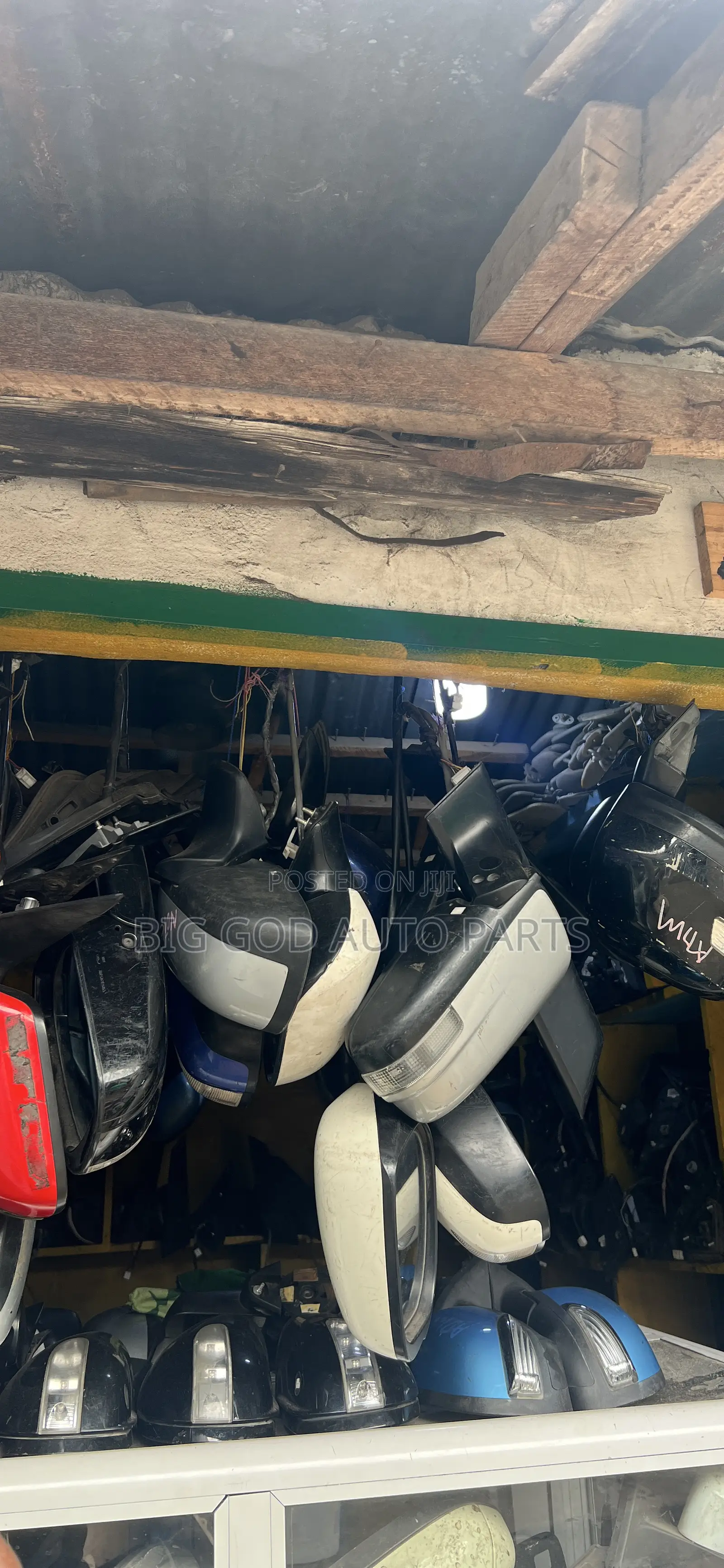 All Types of Side Mirrors Available