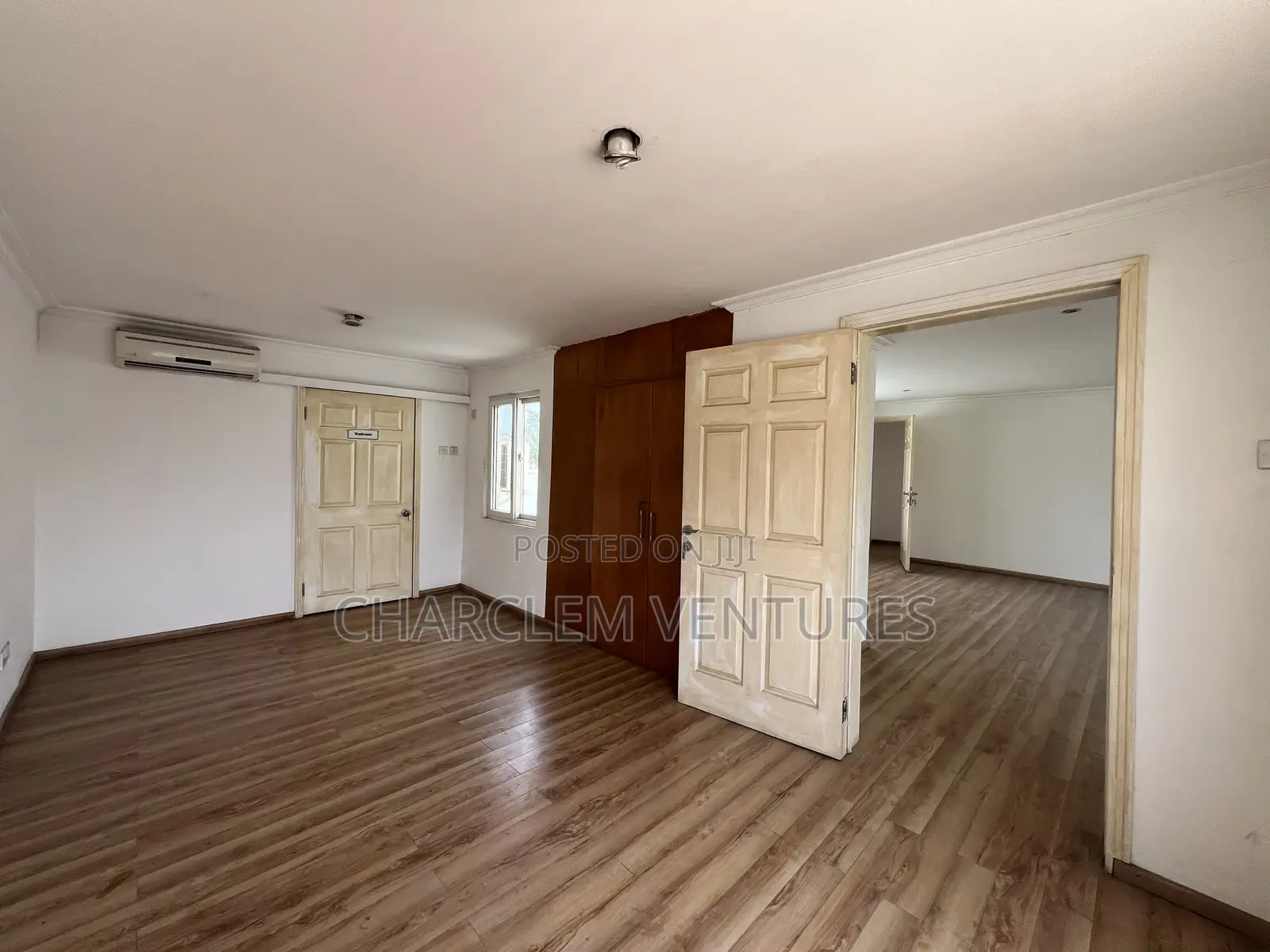 5bdrm House in Charclem Ventures, Accra Metropolitan for sale