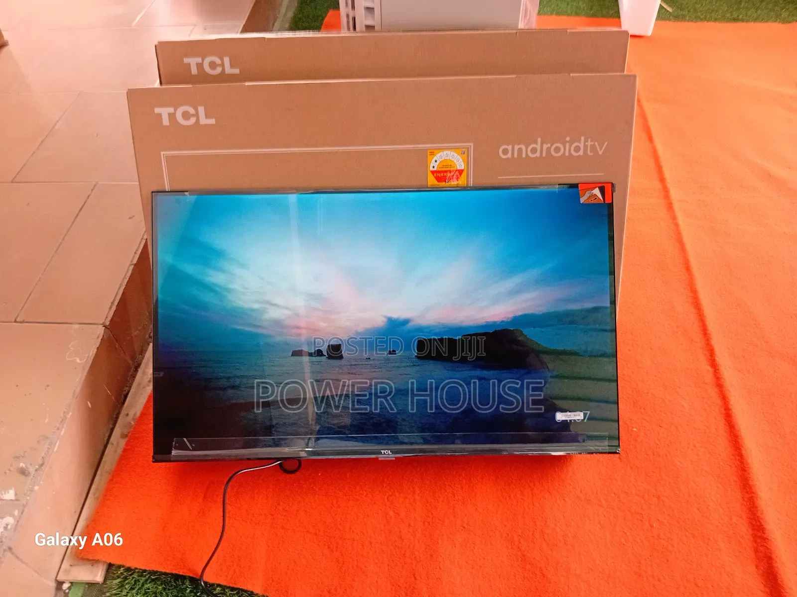 Lux View TCL 32inches Led Tv Cool TCL Led Hd 32inches Tv Cool
