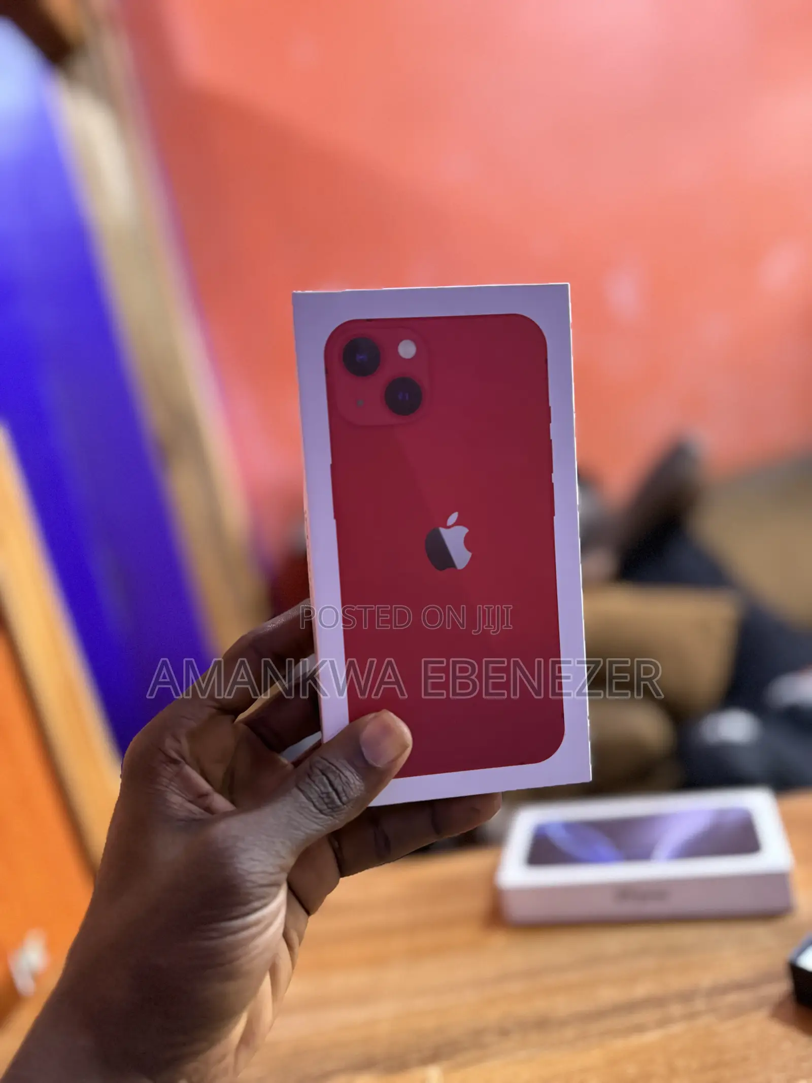 New Apple iPhone 13 128 GB Red