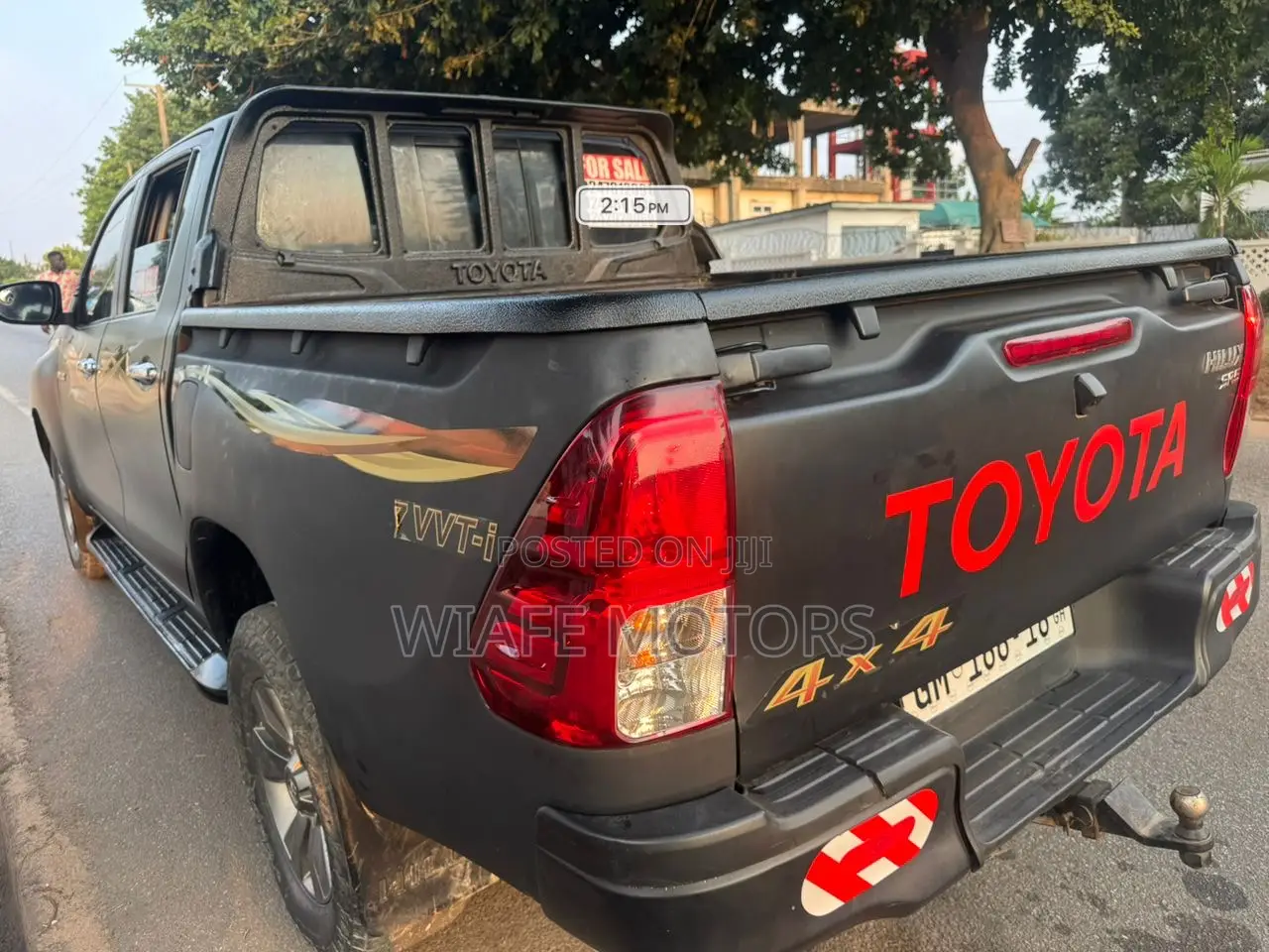 Toyota Hilux SR 4x4 2016 Black