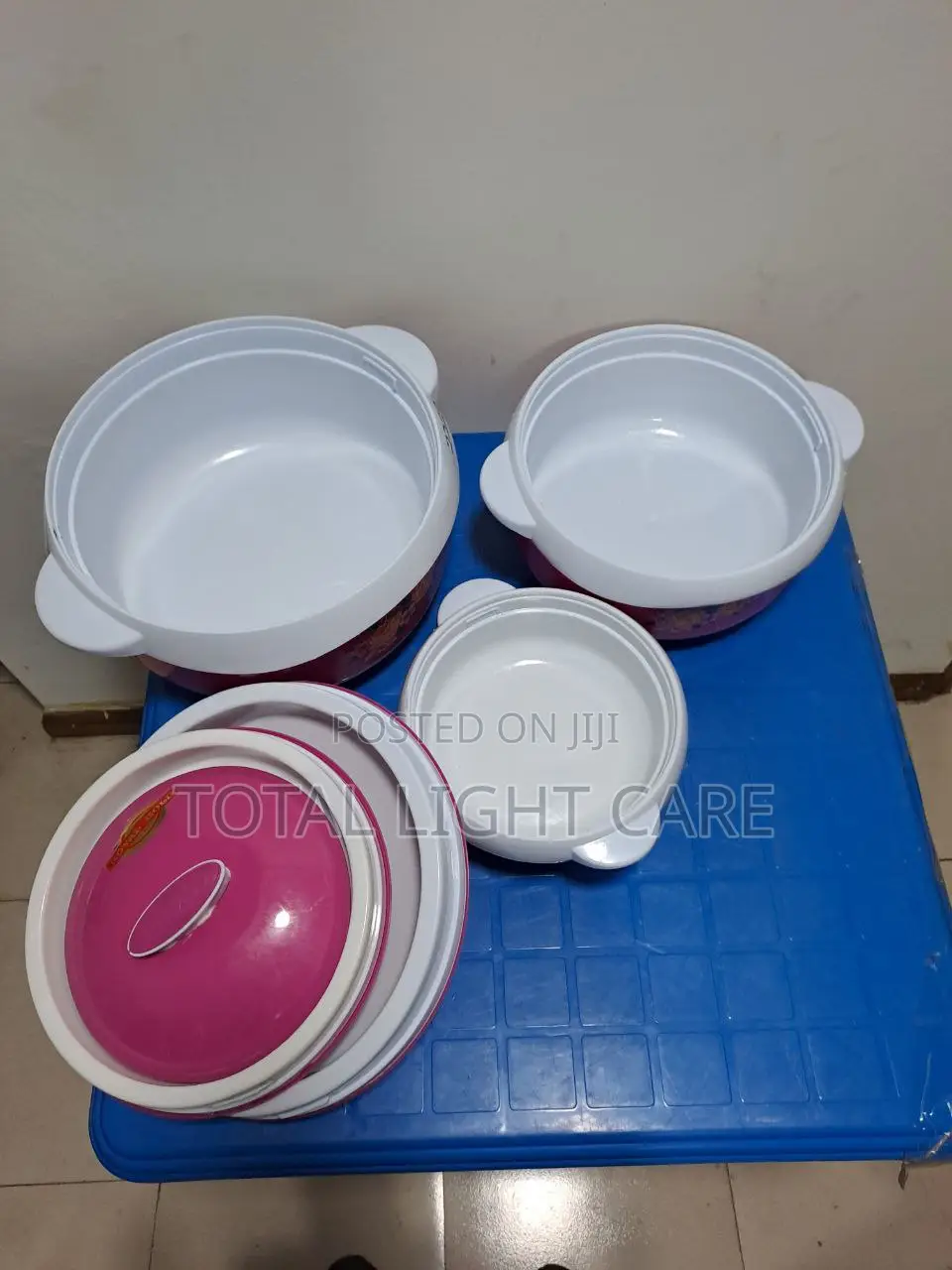 Three Piece Eskimo Royal Gold Casserole