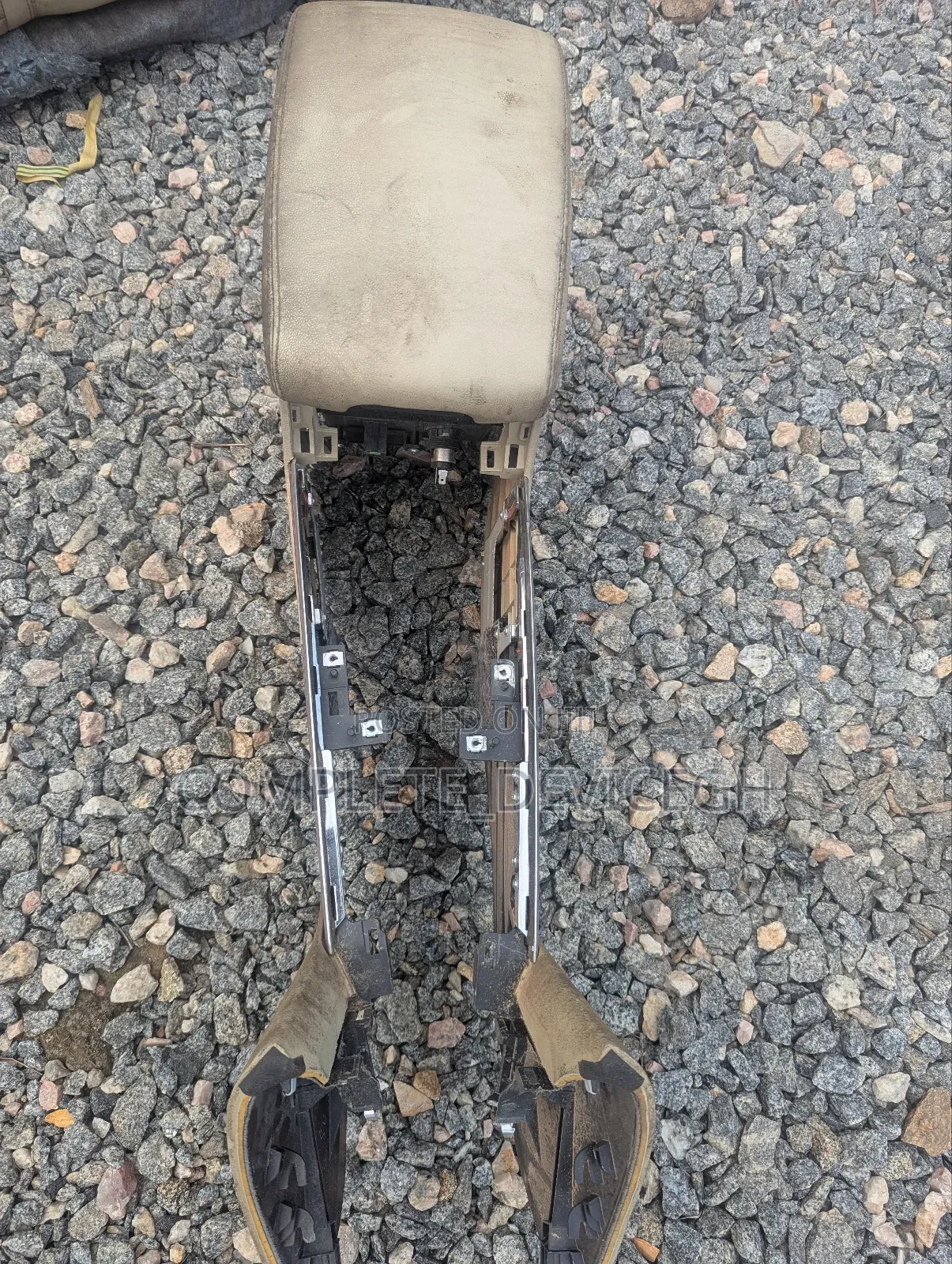 2012 Infinite Fx35 Center Console