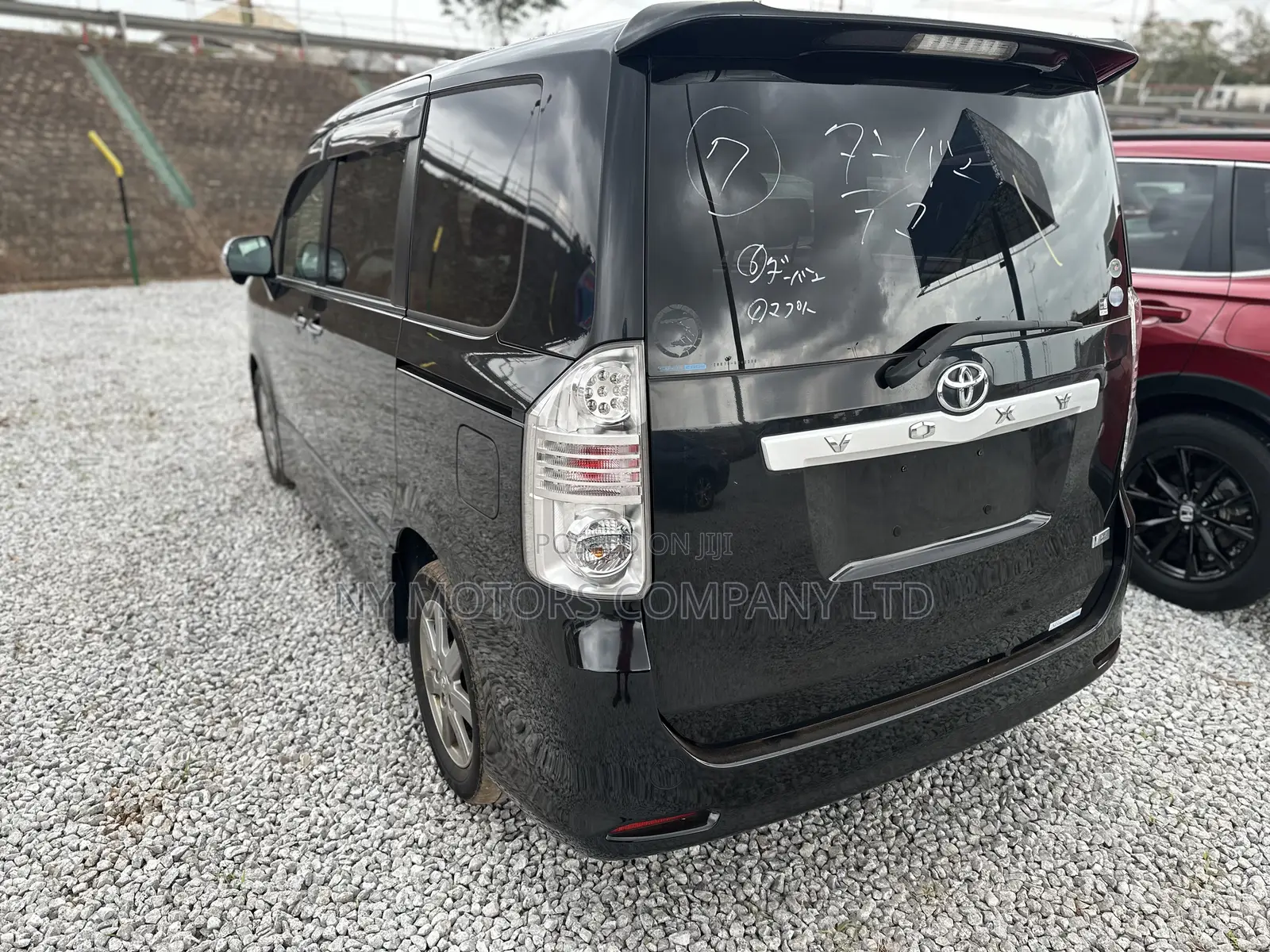 Toyota Voxy 2012 Black