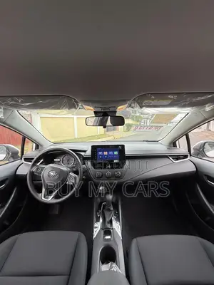 Toyota Corolla Hybrid LE 2025 White