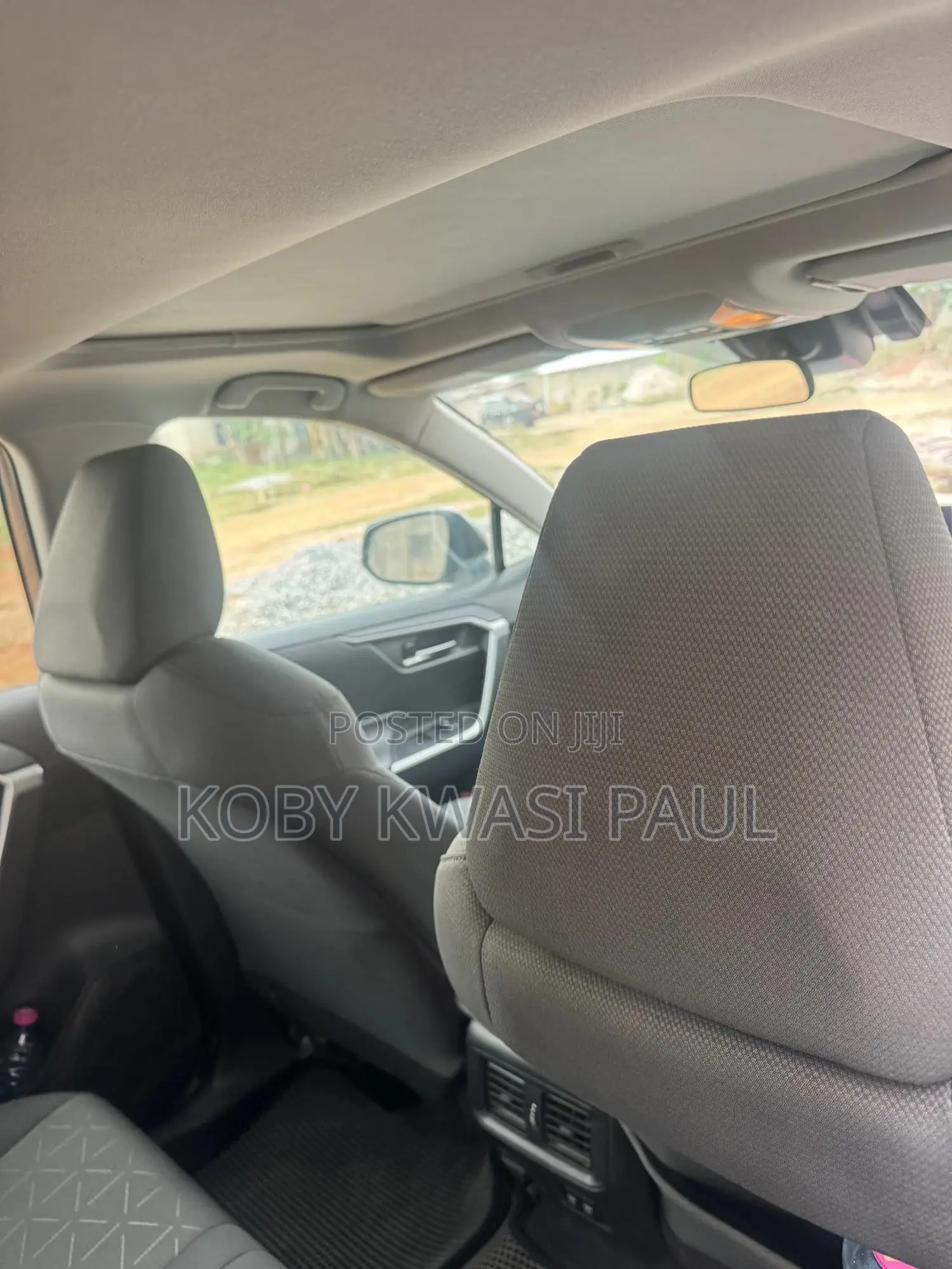 Toyota RAV4 XLE 2021 Gray