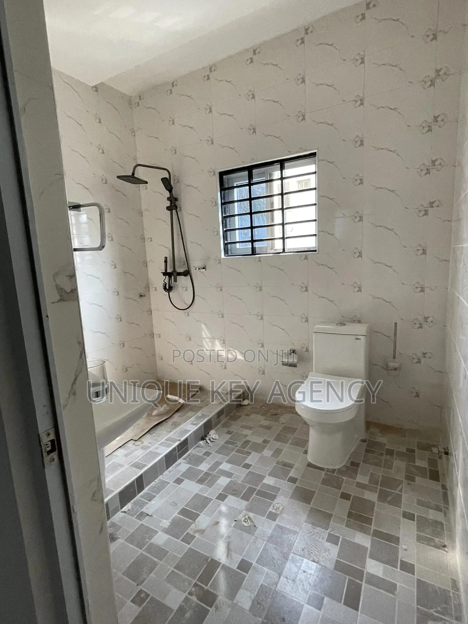 3bdrm Apartment in Unique Key Agency, Manet Junction for rent