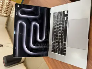 Laptop Apple MacBook Pro 2019 16GB Intel Core i9 SSD 512GB