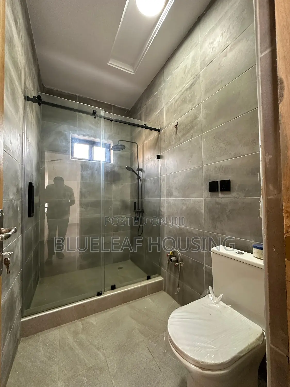 4bdrm House in Ashaley Botwe for sale