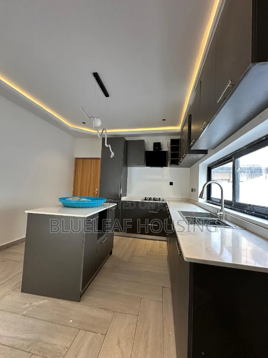 4bdrm House in Ashaley Botwe for sale