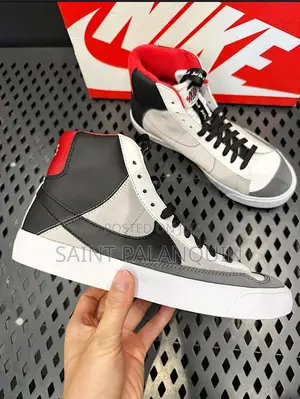 Nike Blazer