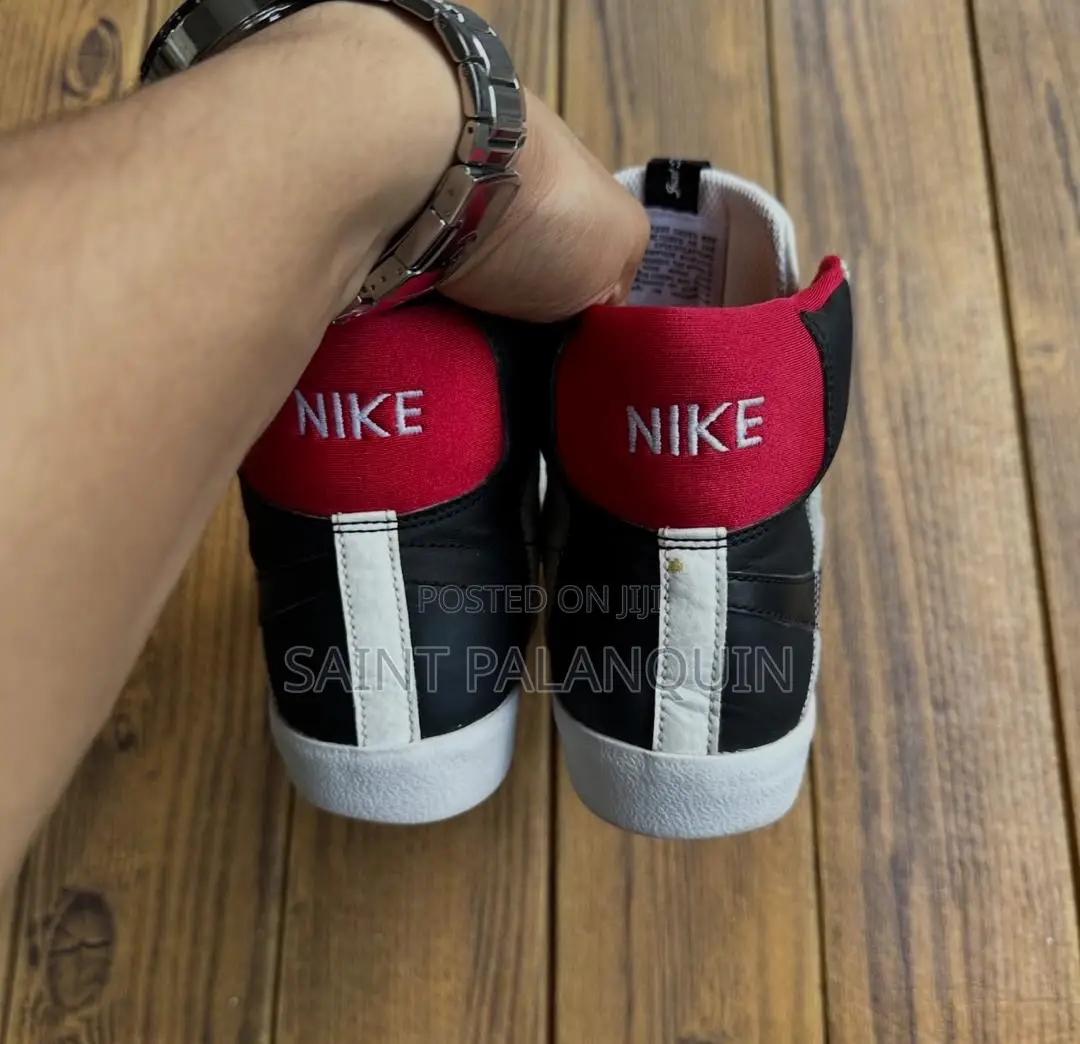 Nike Blazer