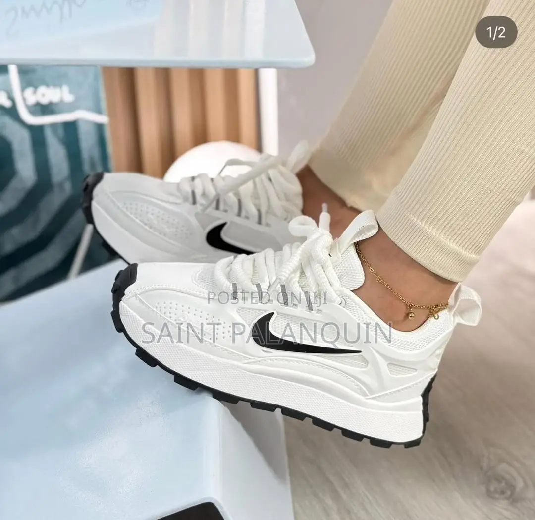 Nike Zoom Sneakers
