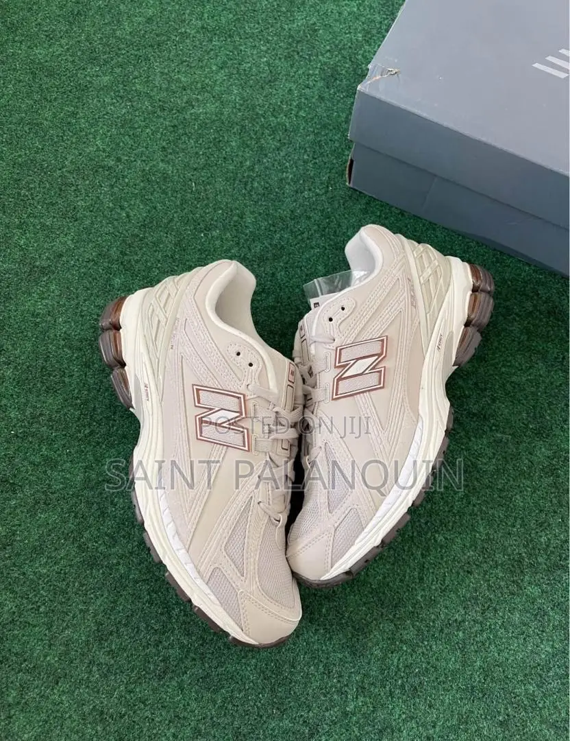 New Balance Sneakers